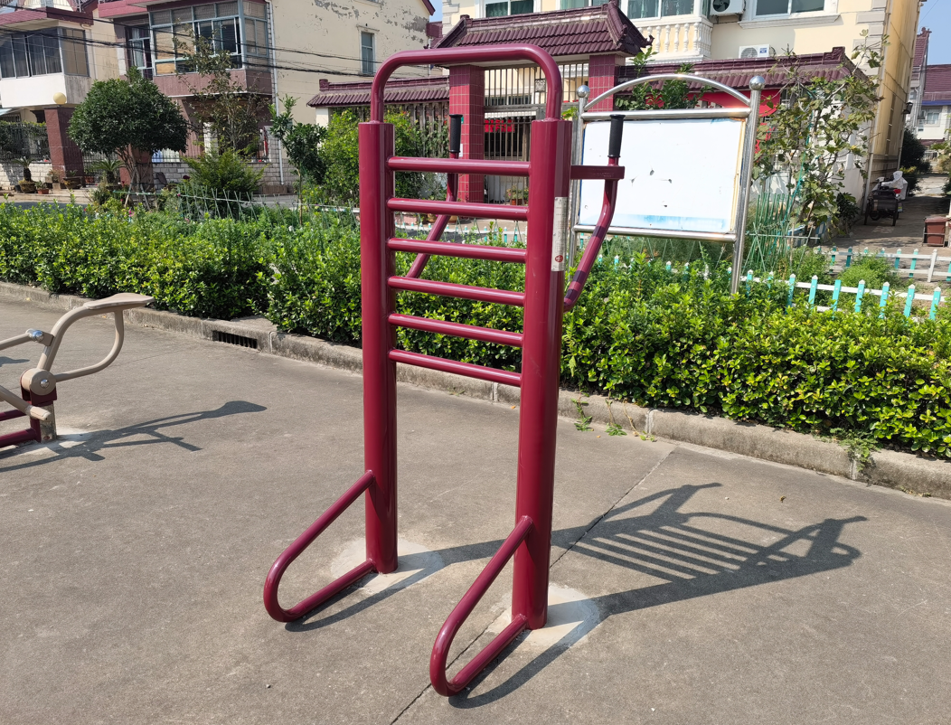 多功能訓練器
