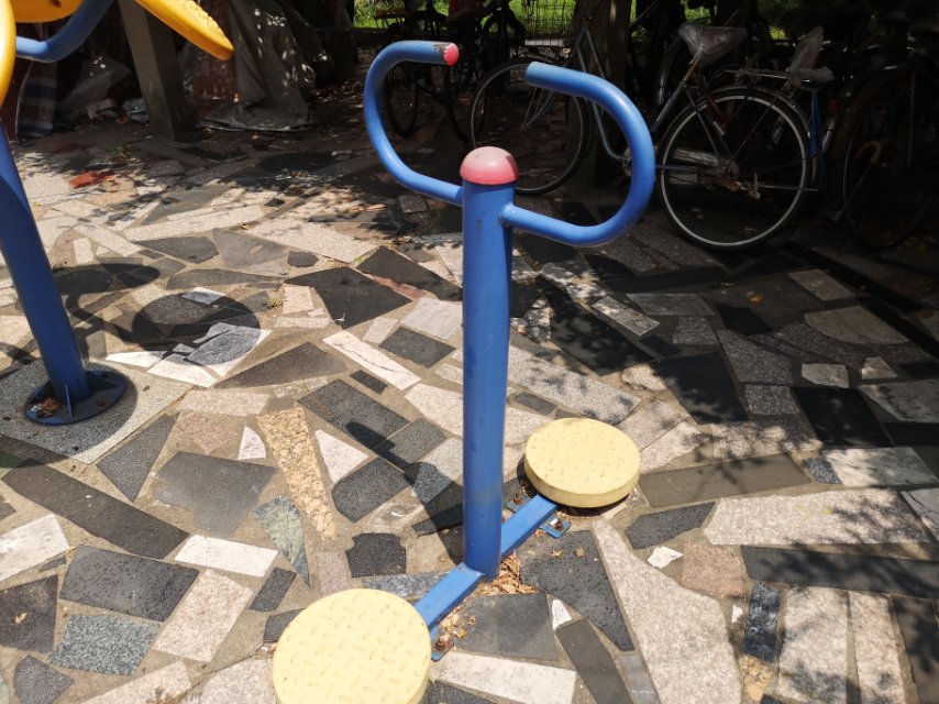 扭腰器
