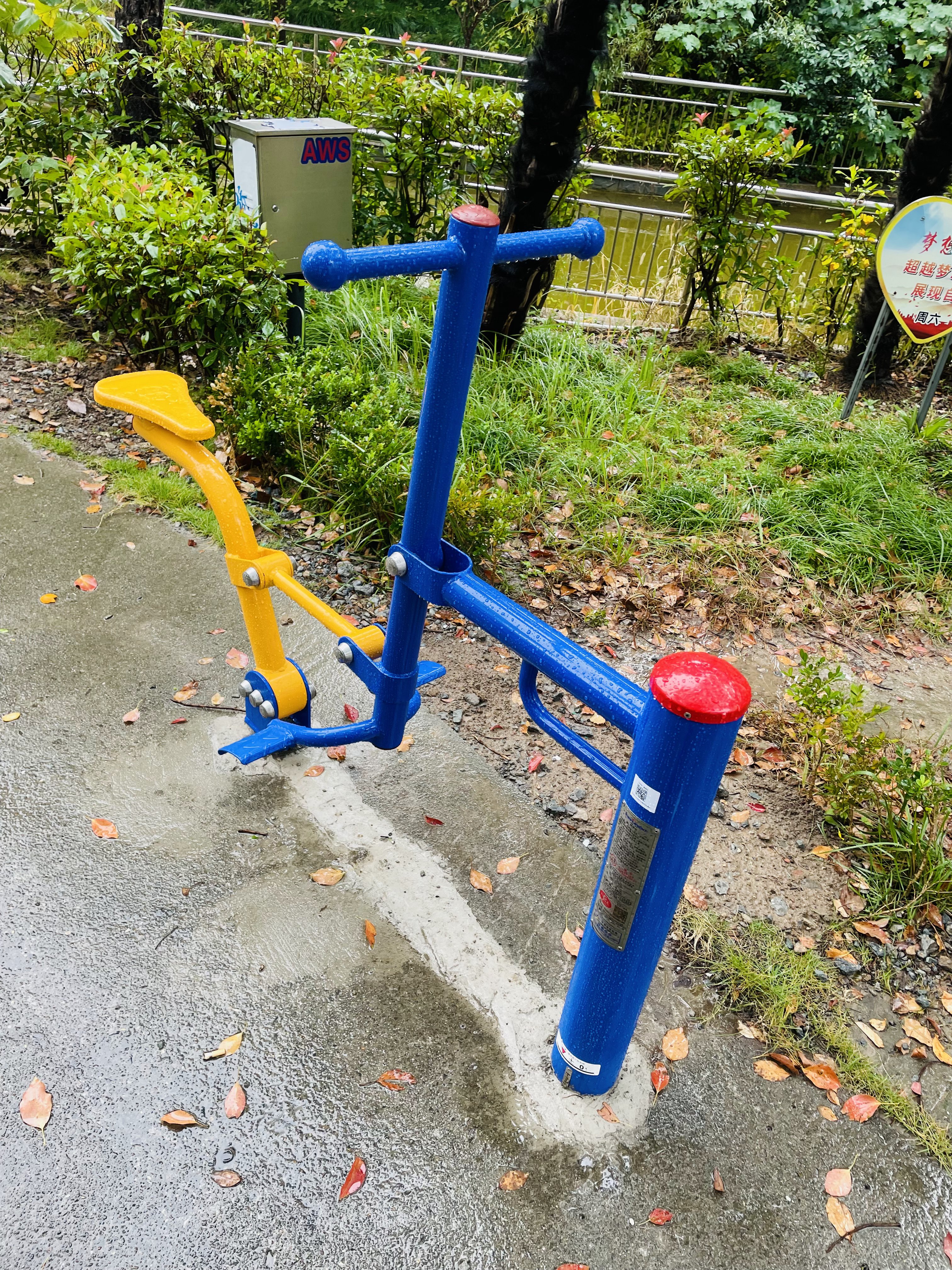 腰力訓練器