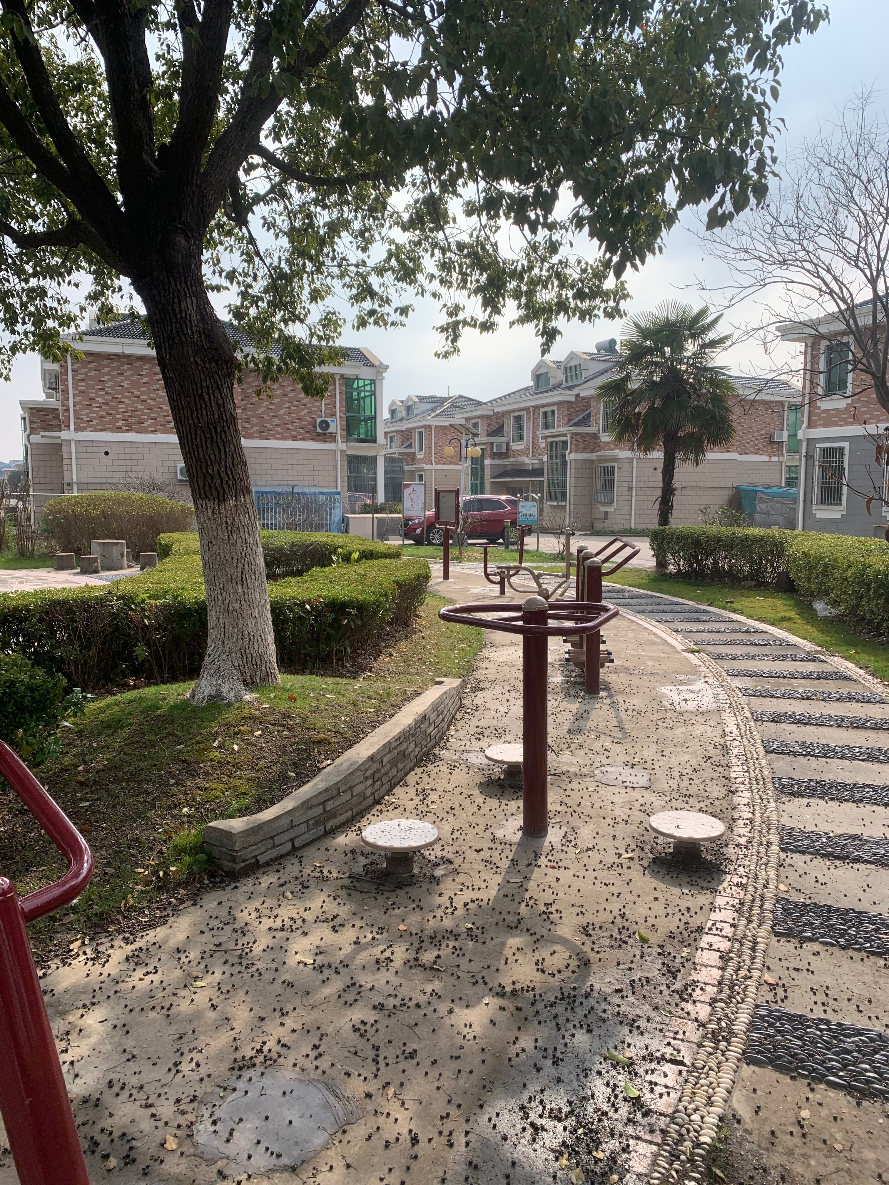 海涯新苑352號市民益智健身點