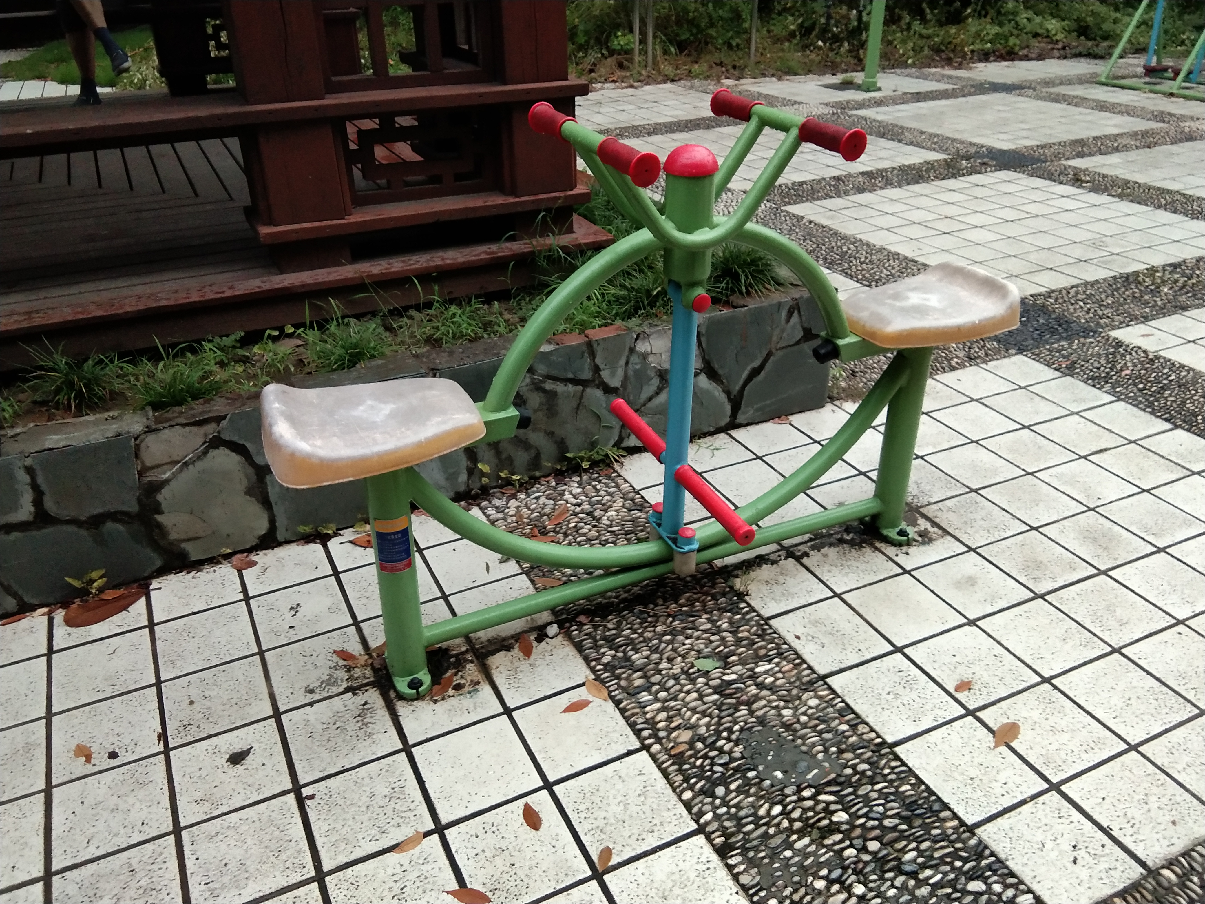 下肢康復器