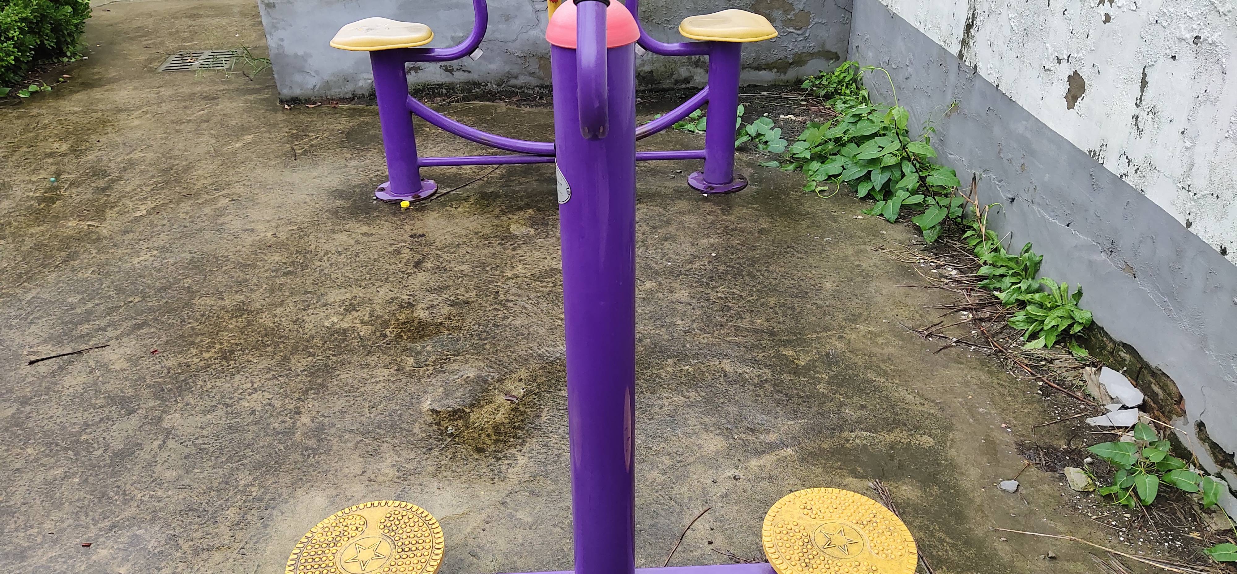 扭腰器