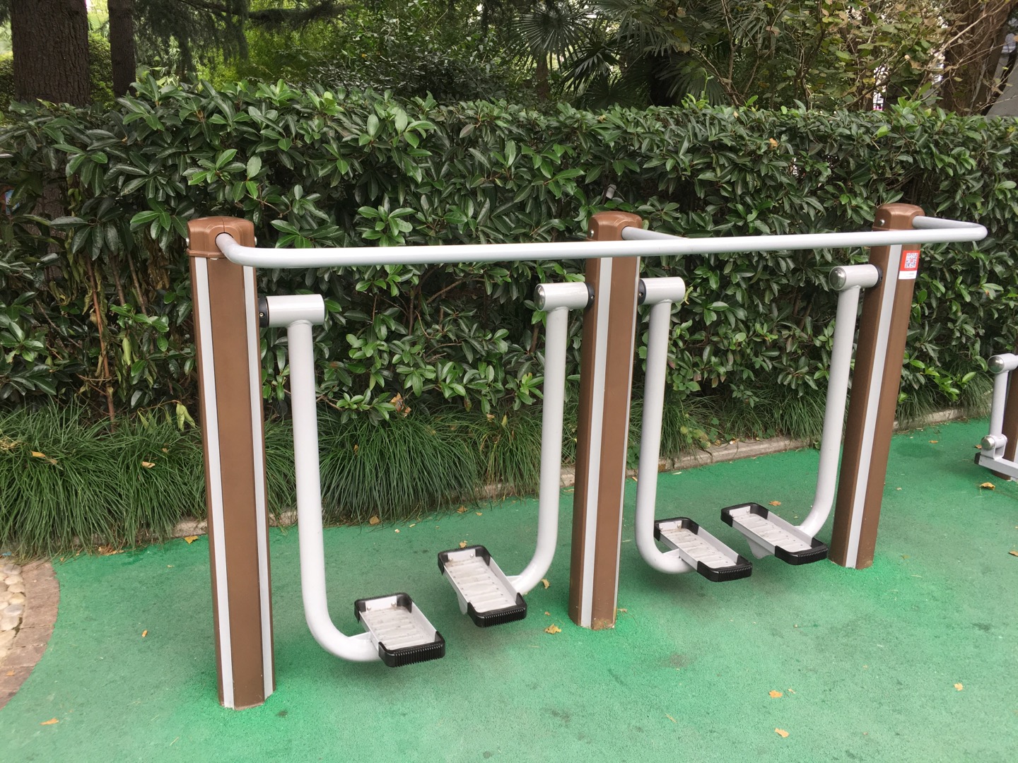 雙位太空漫步機