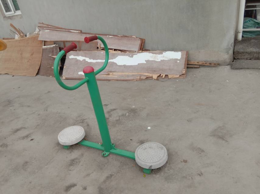 扭腰器