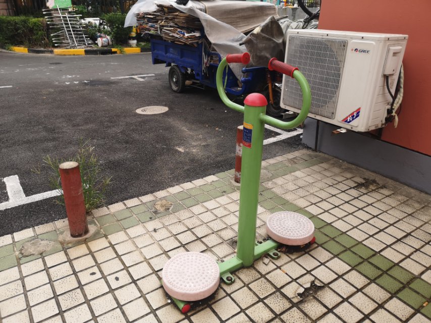 扭腰器