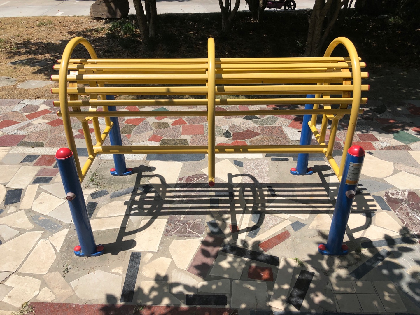 伸腰器