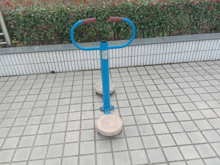 扭腰器