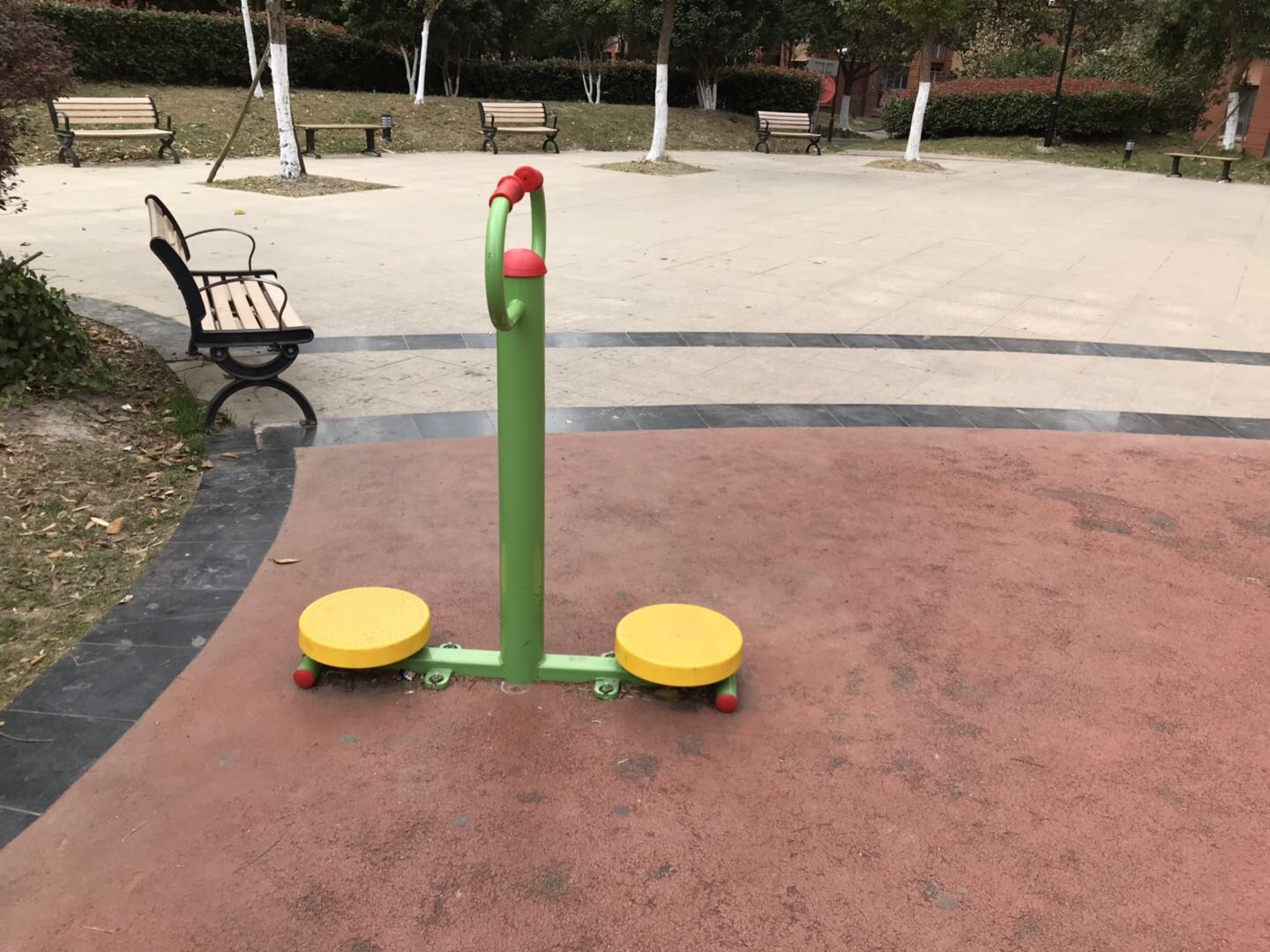 扭腰器