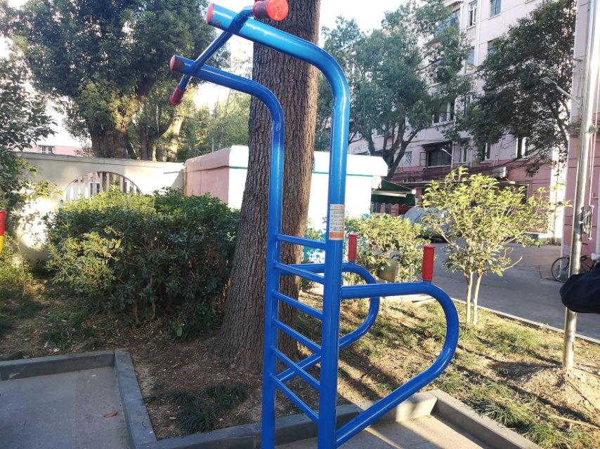 多功能鍛煉器