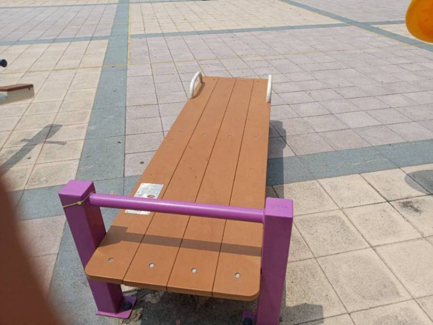 仰臥起平臺