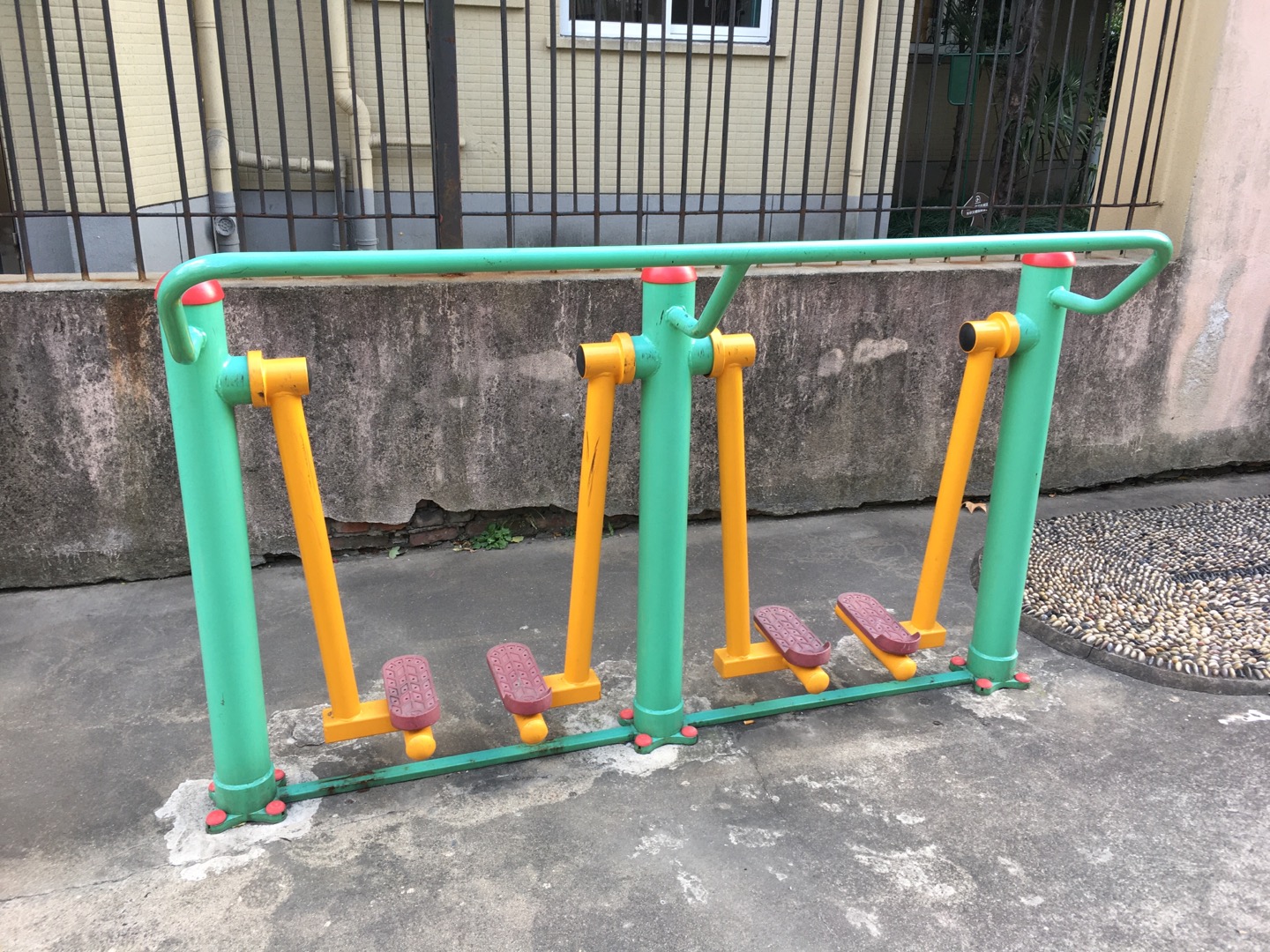 兩聯漫步機