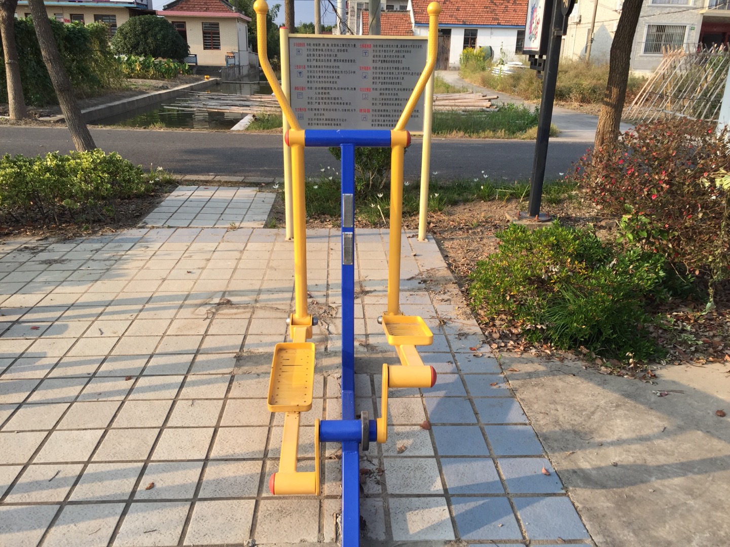室外橢圓機