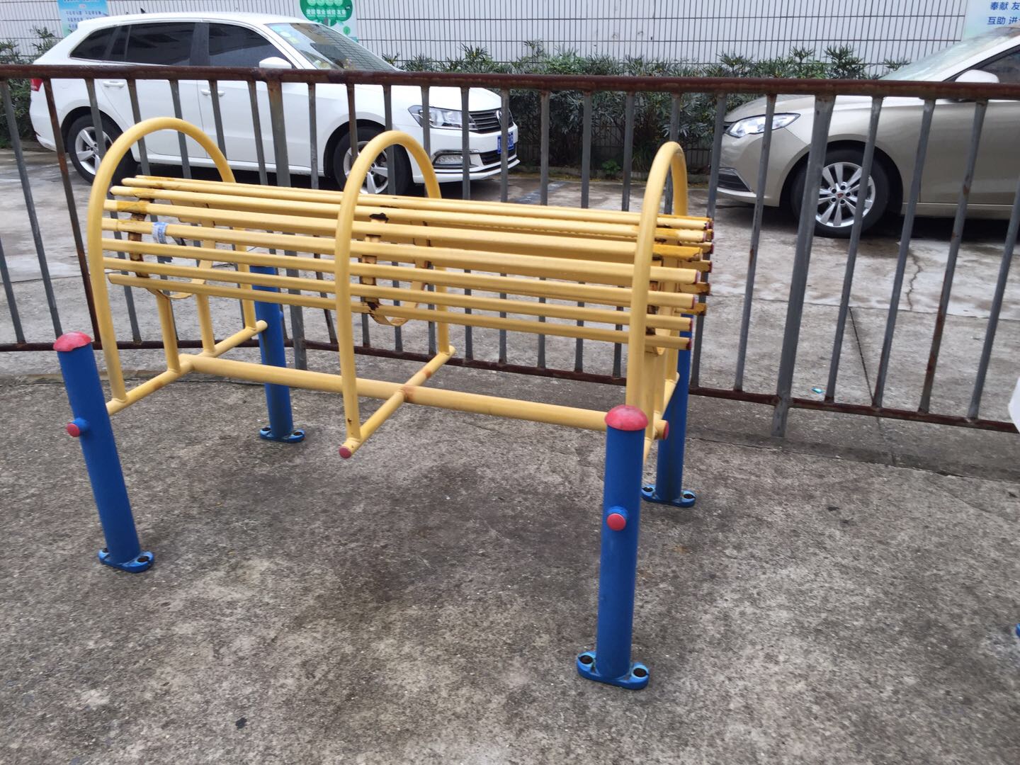 伸腰器