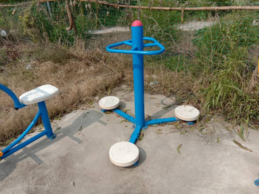 扭腰器