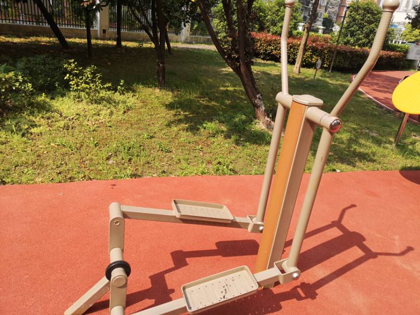室外橢圓機