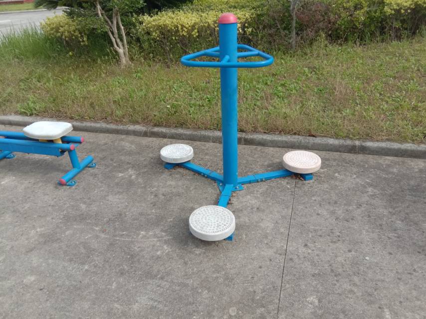 扭腰器