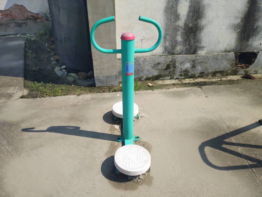 扭腰器