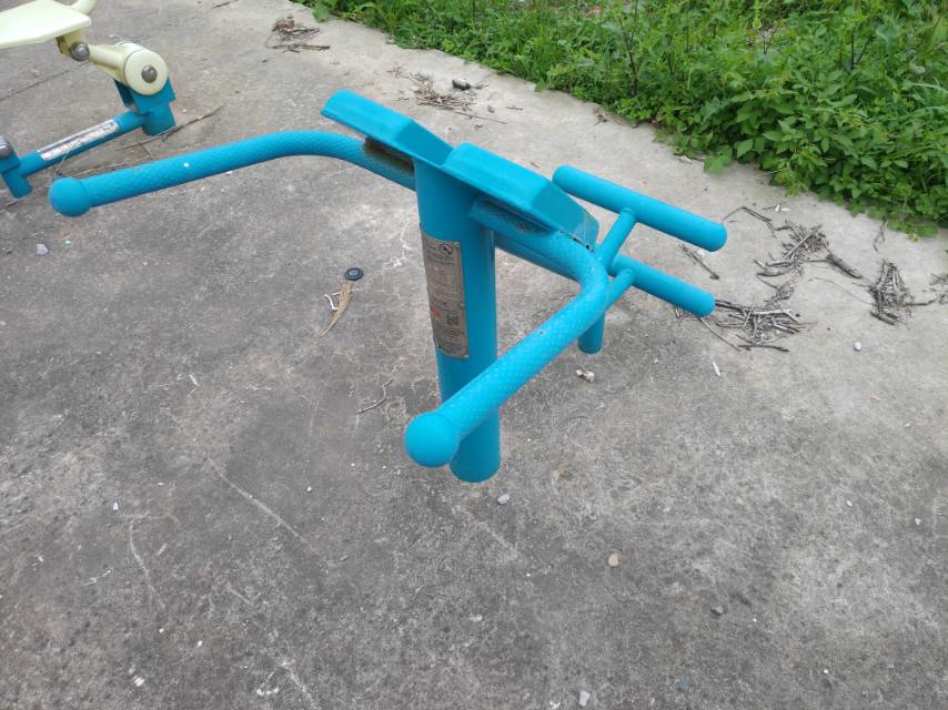 背肌訓練器