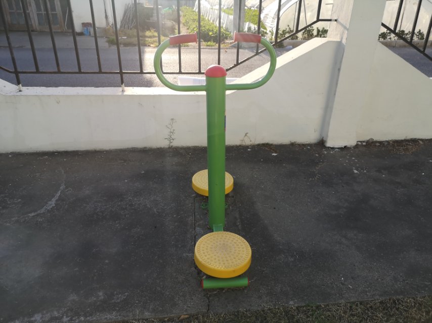扭腰器