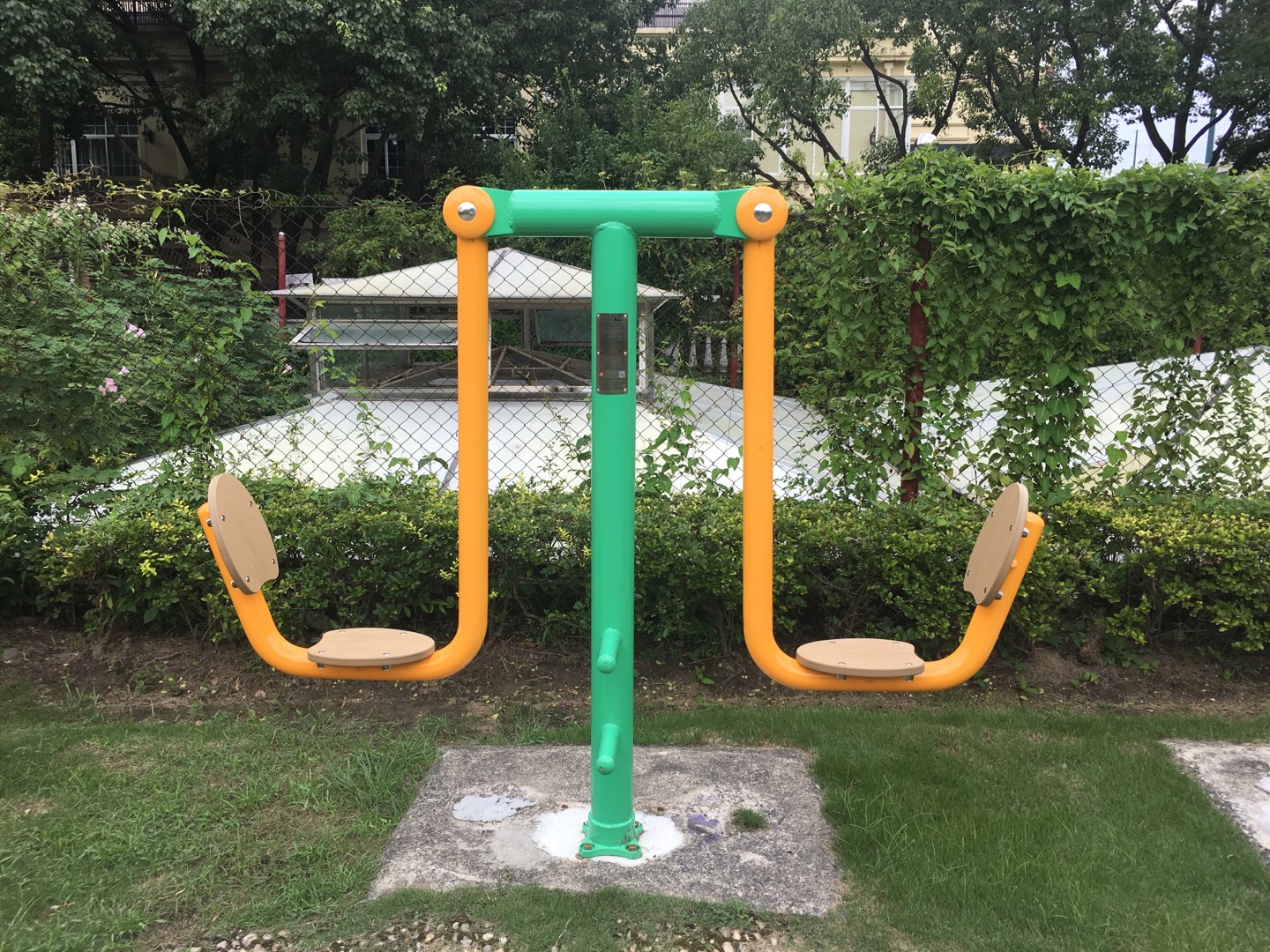 二位蹬力器