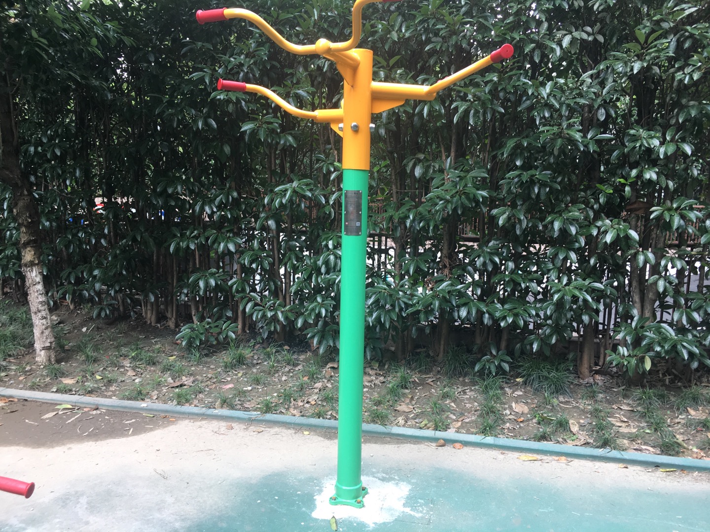 三位引體器