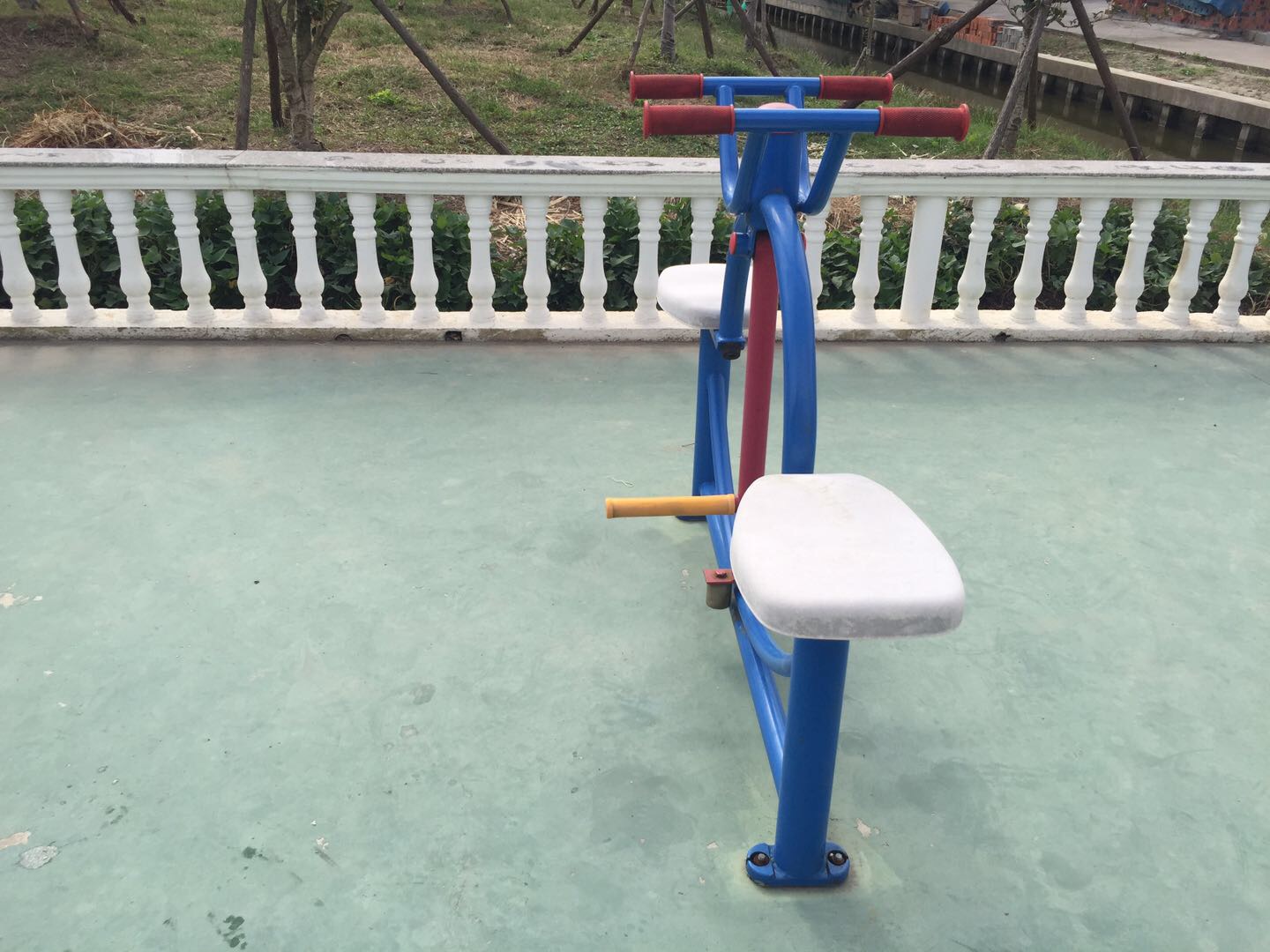 下肢鍛煉器