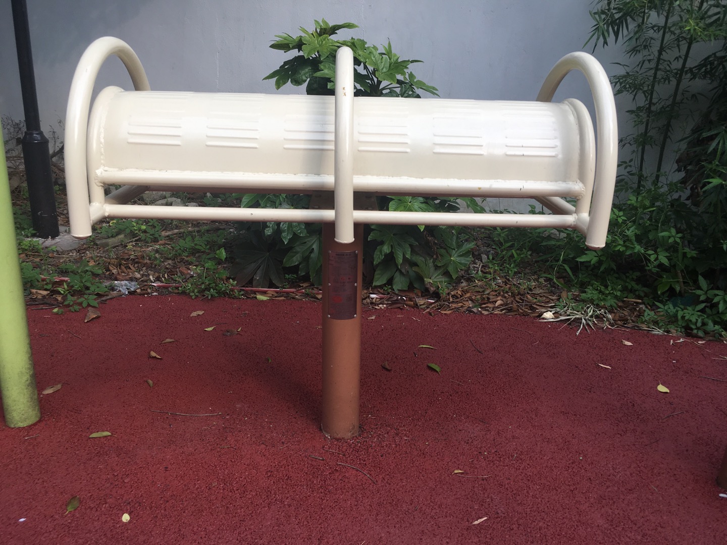 伸腰展背器