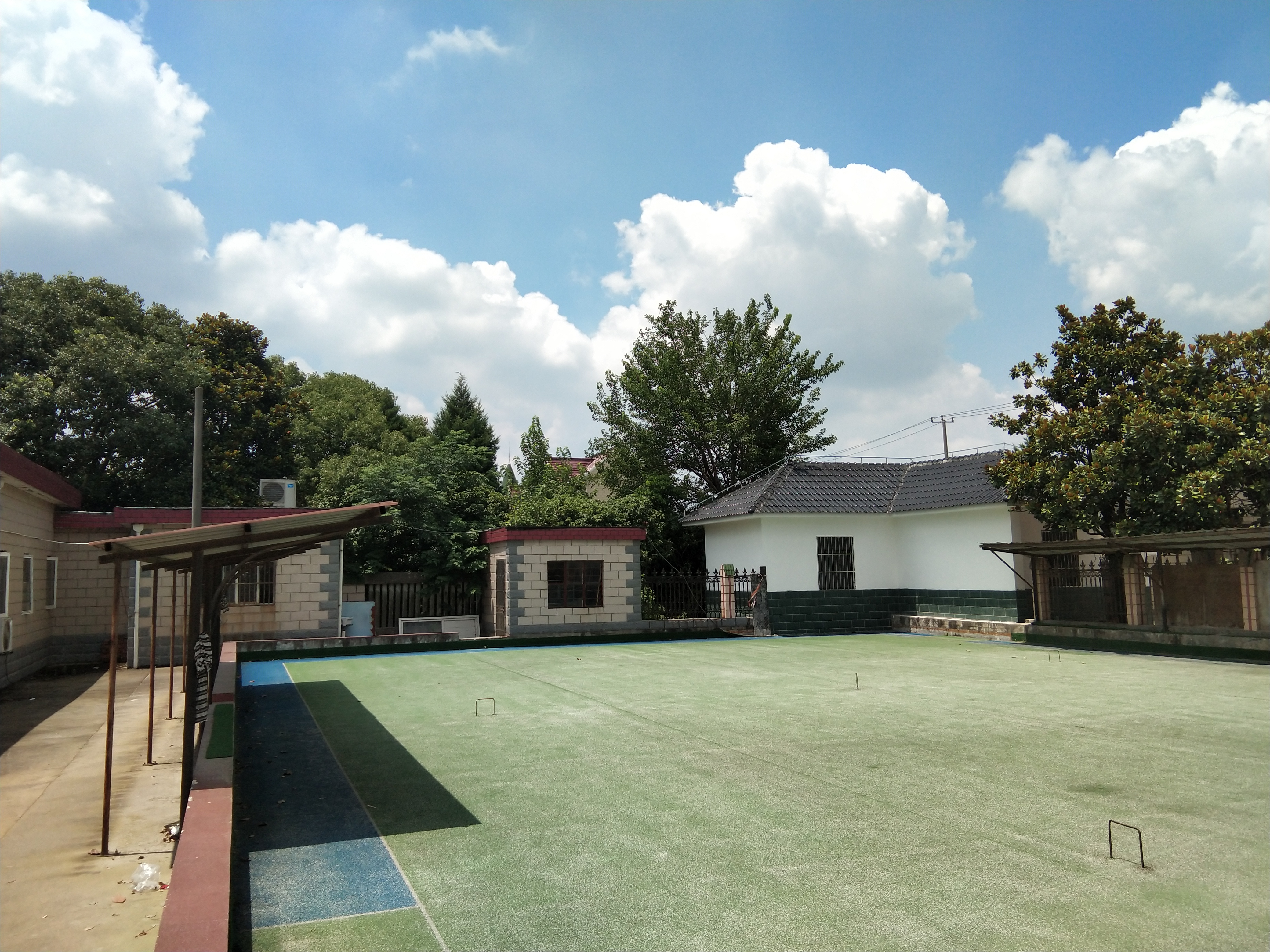東風村門球場