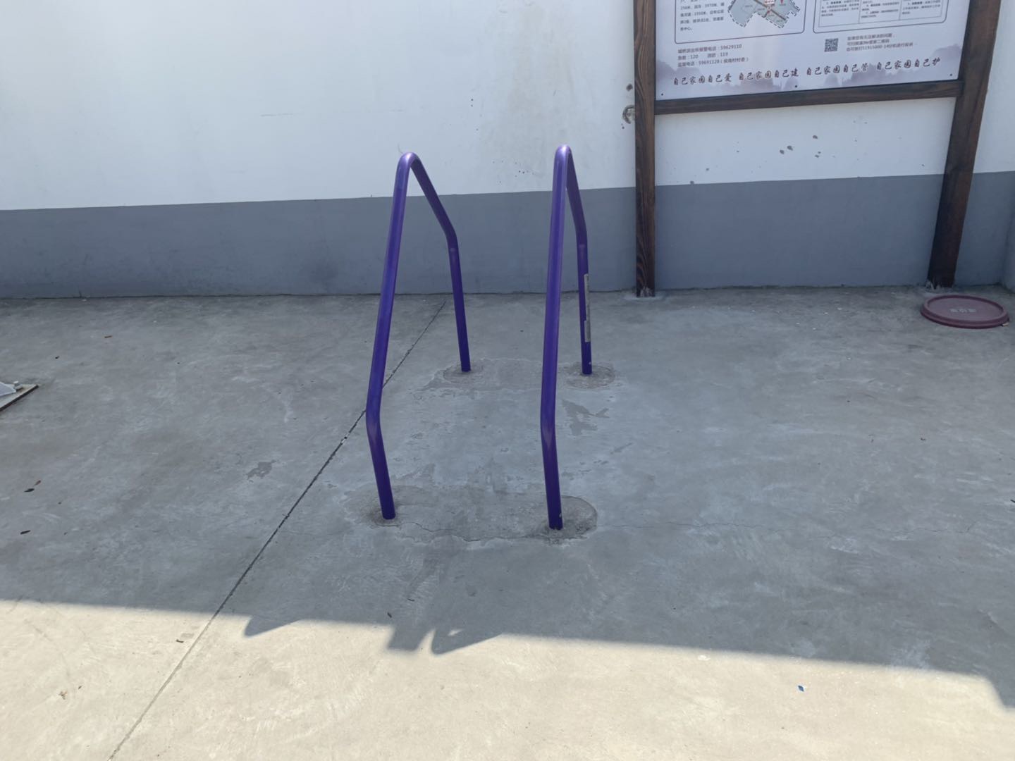 俯臥撐架