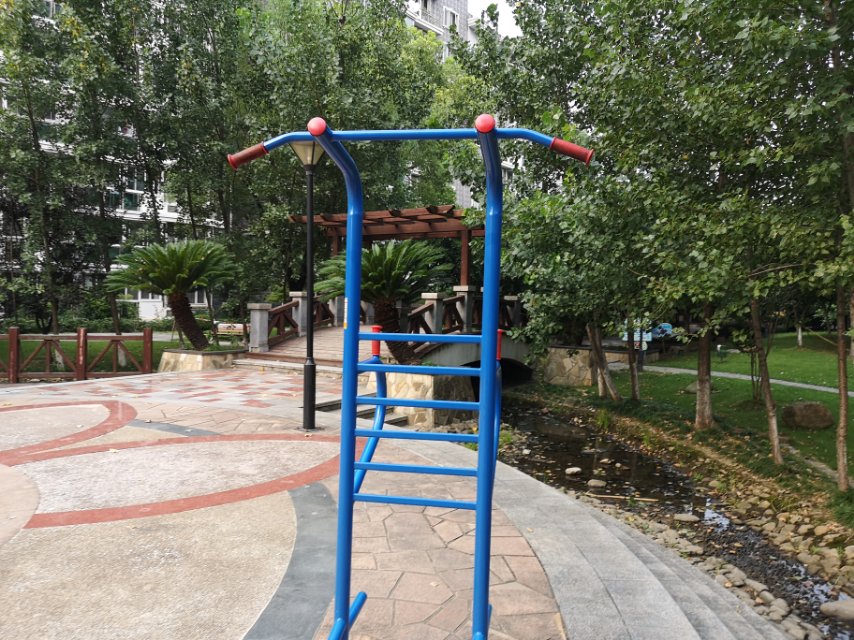 多功能鍛煉器