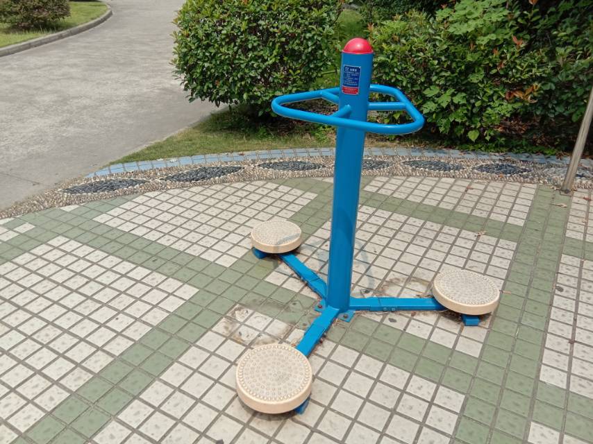 扭腰器