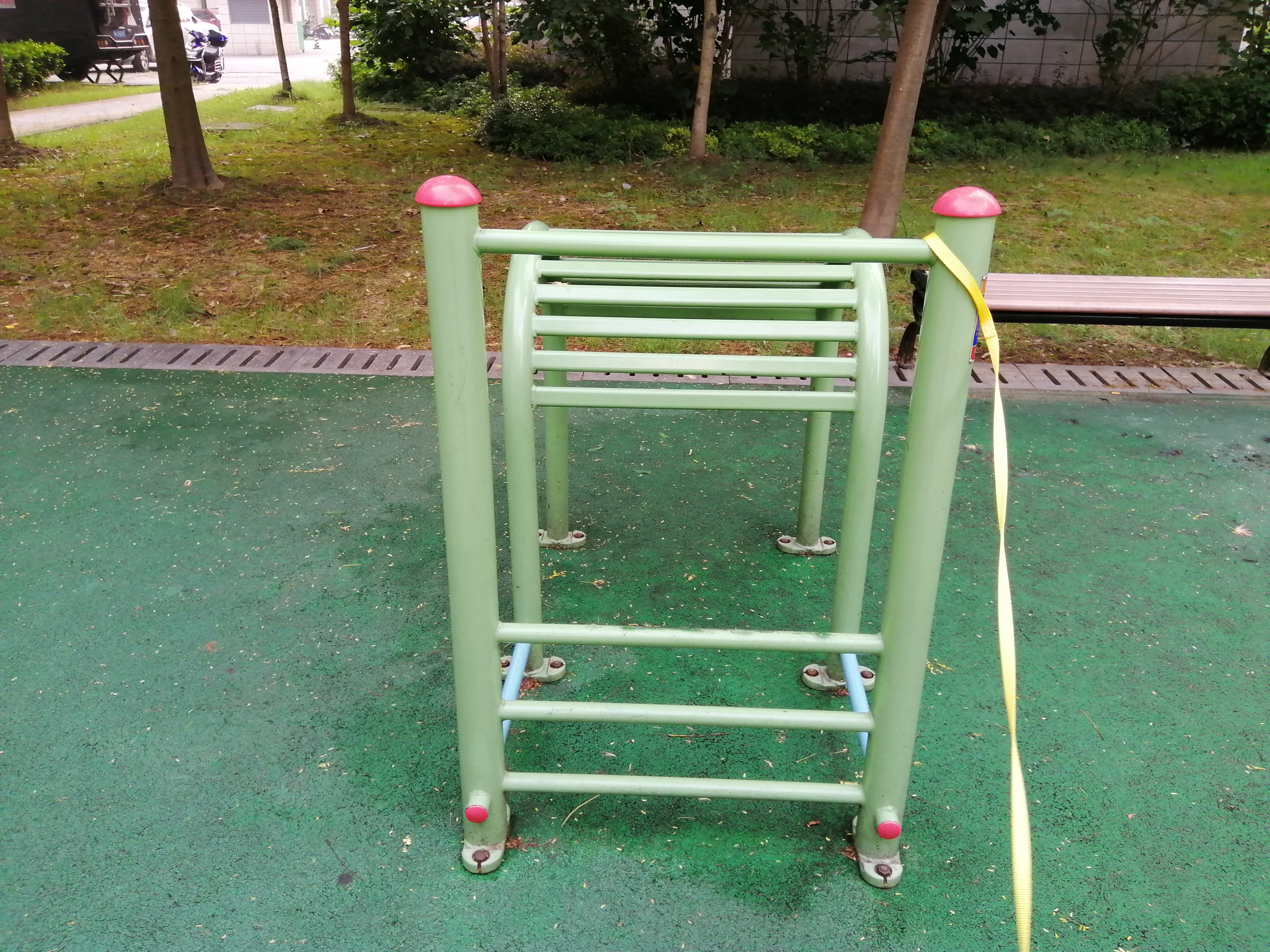 腰力鍛煉器