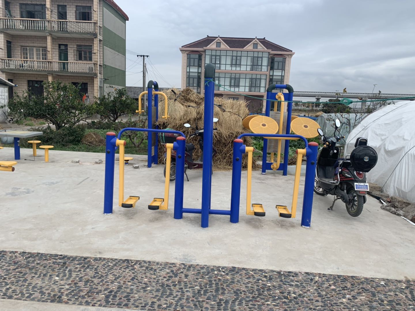雙位漫步機