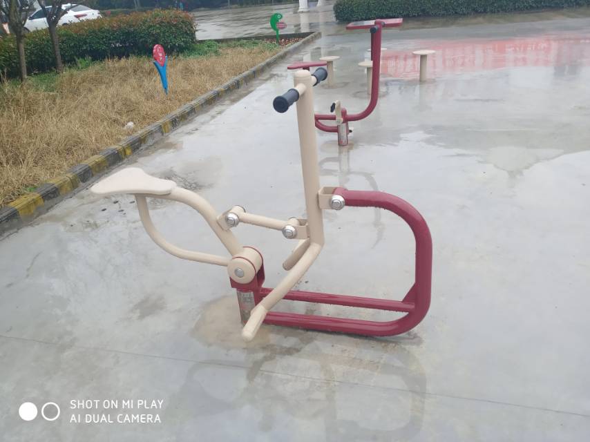 騎馬機