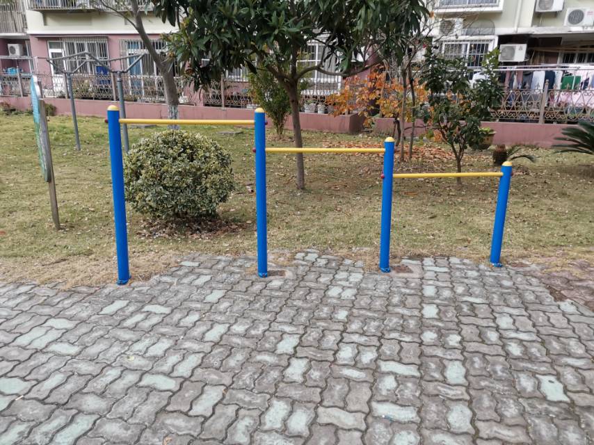 壓腿杠