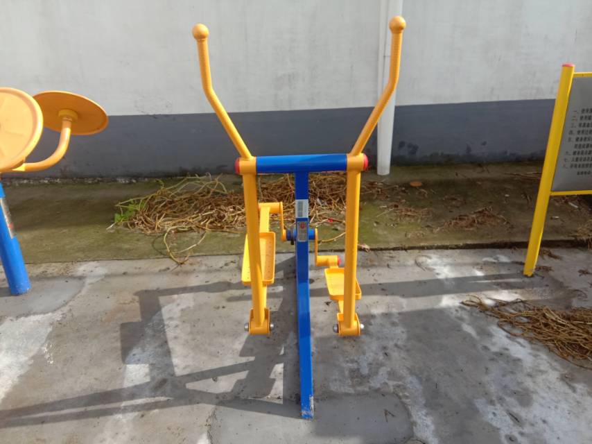 室外橢圓機