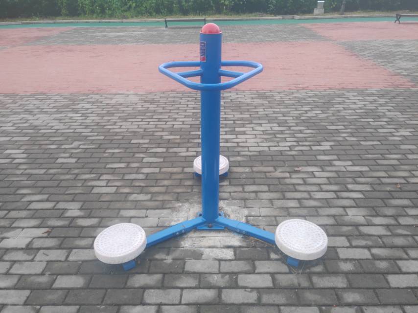 扭腰器
