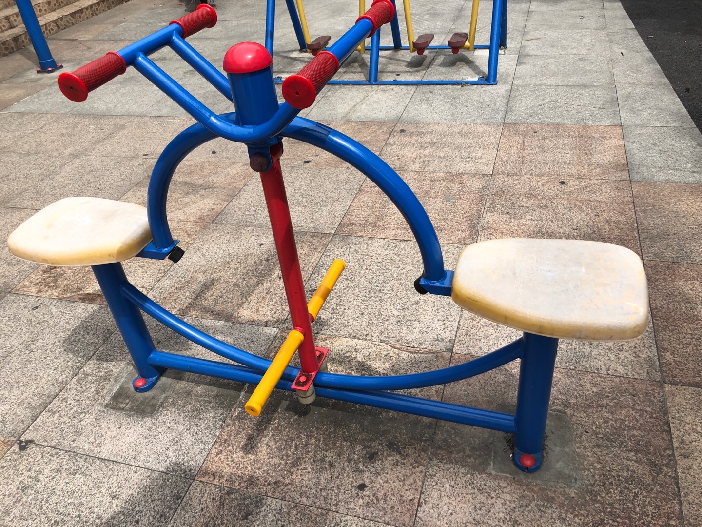 下肢康復器