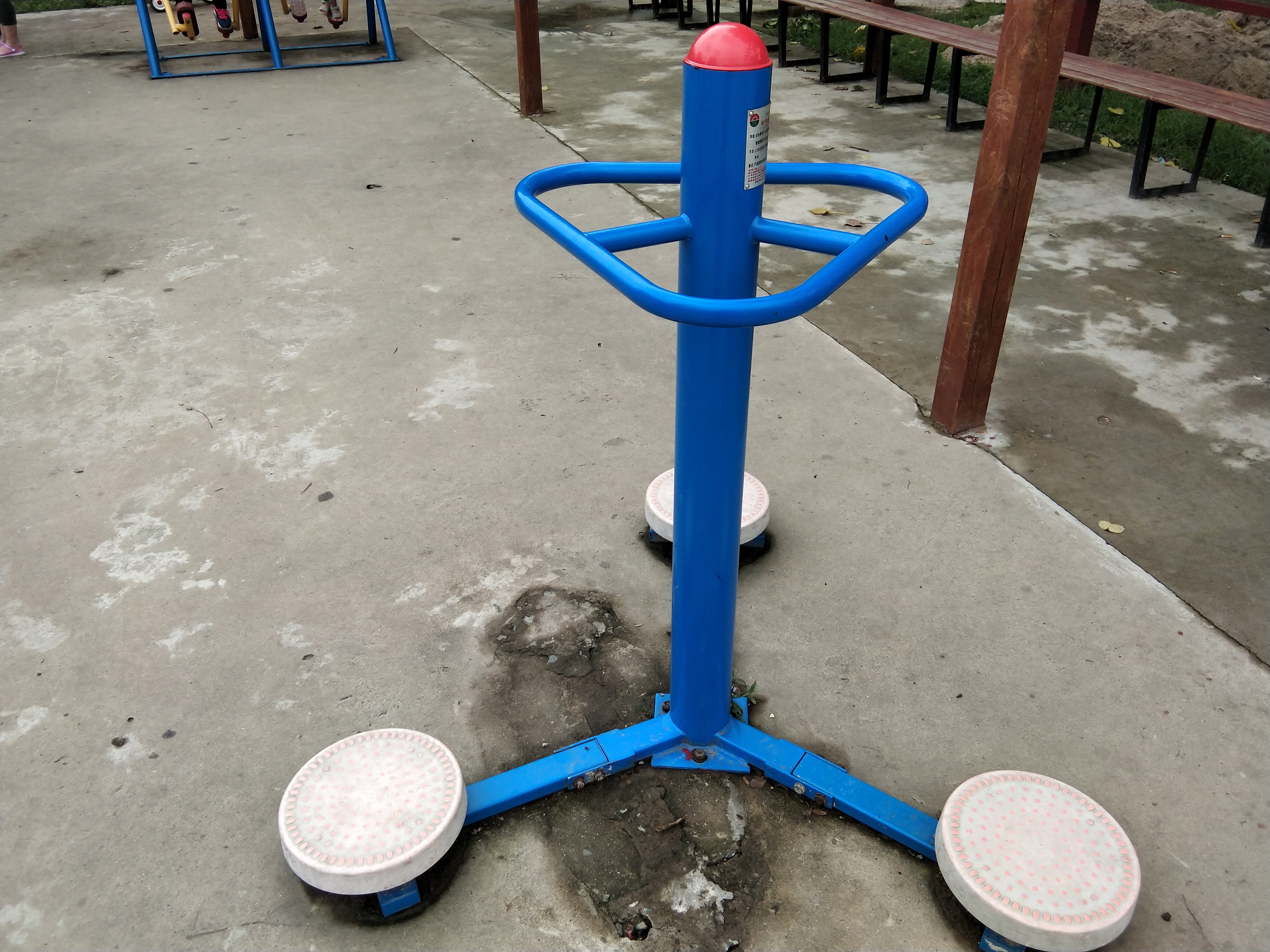 扭腰器