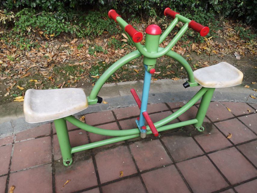 下肢康復器
