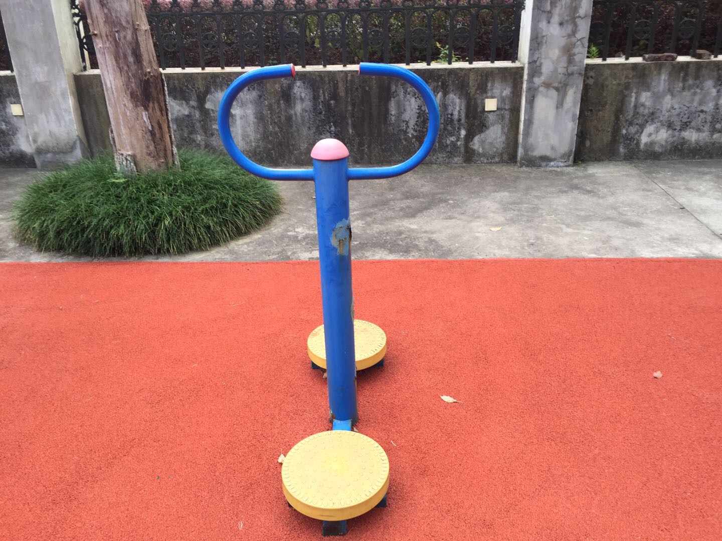 扭腰器