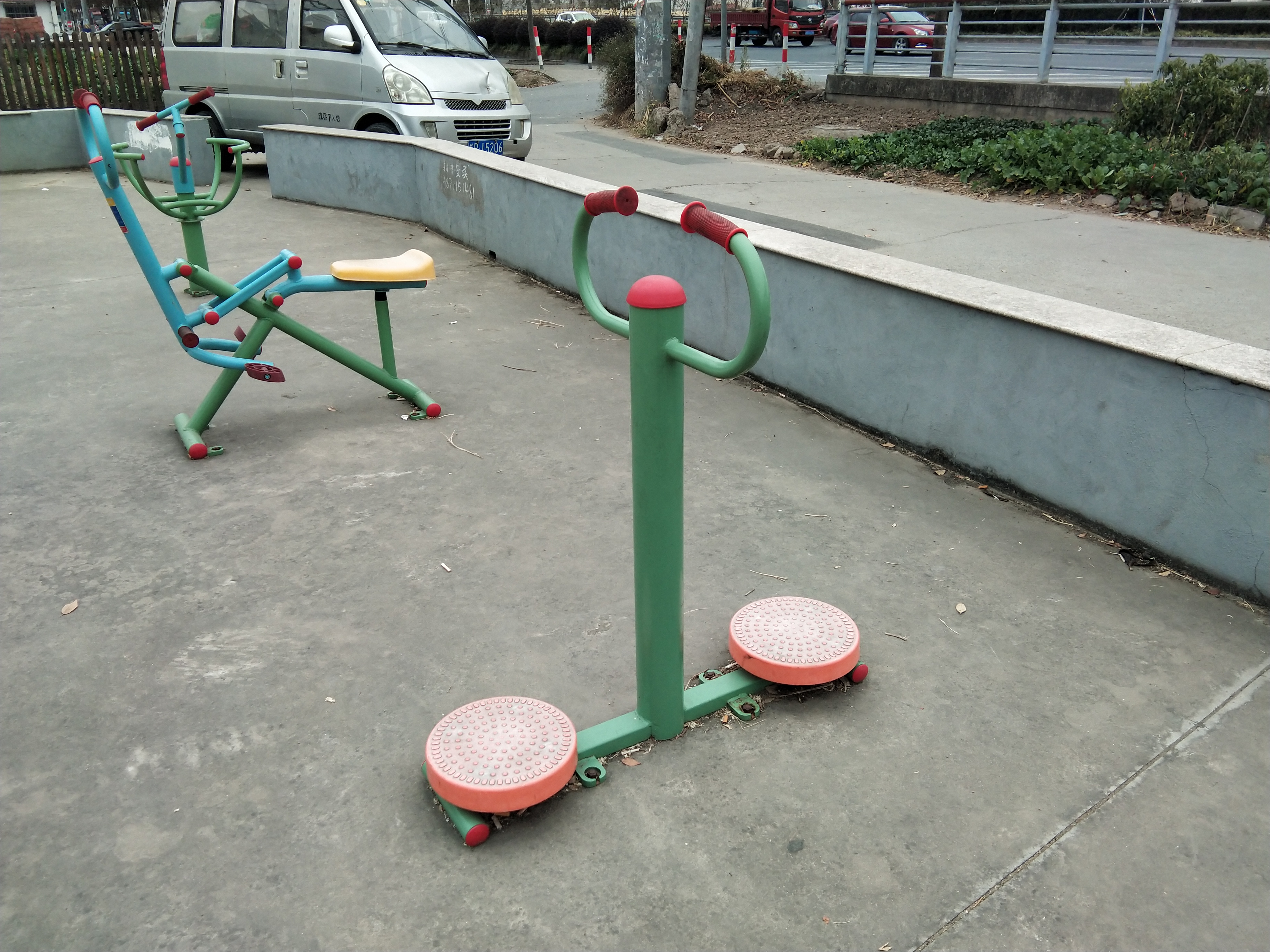 扭腰器