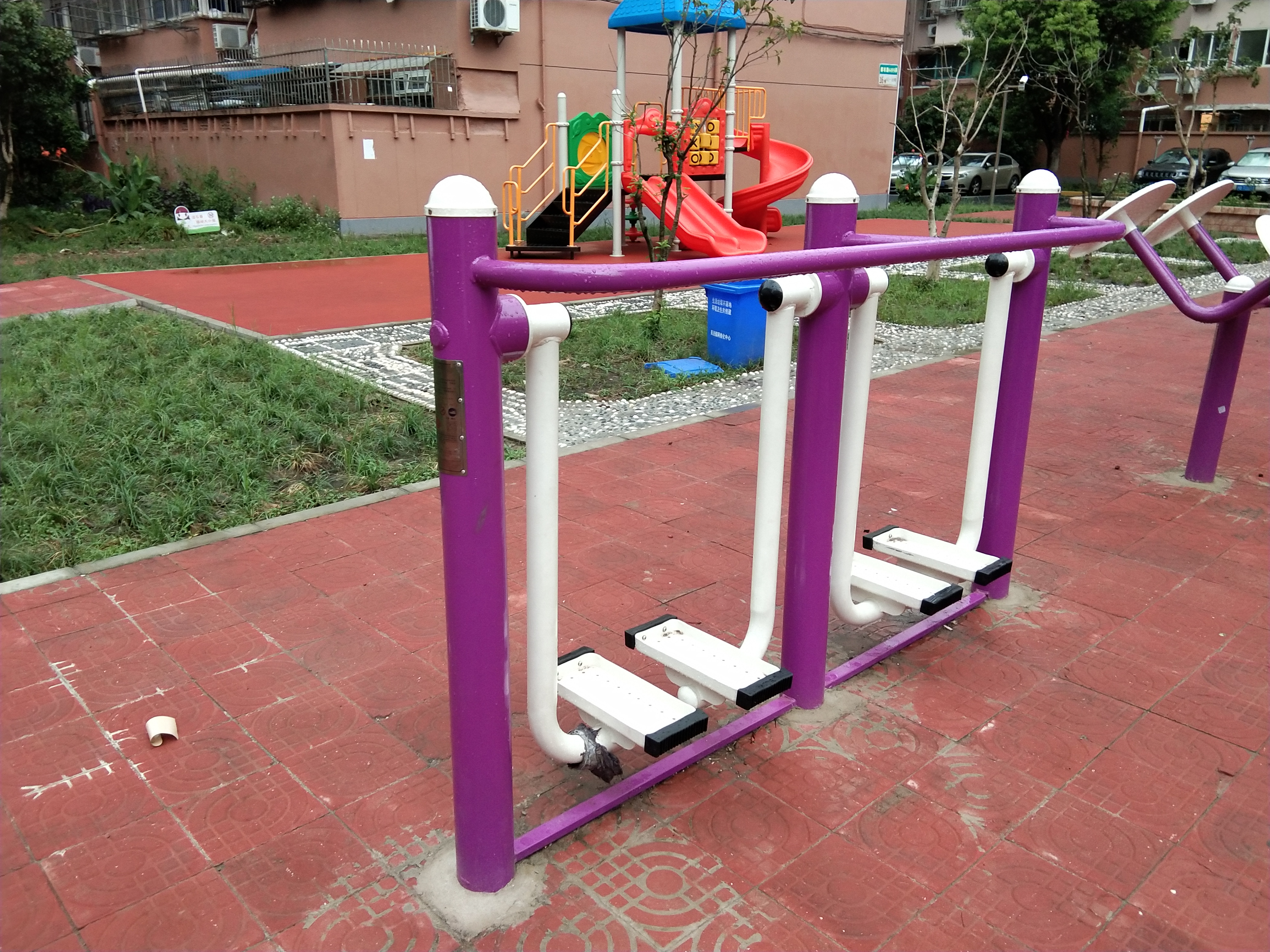 雙位漫步機