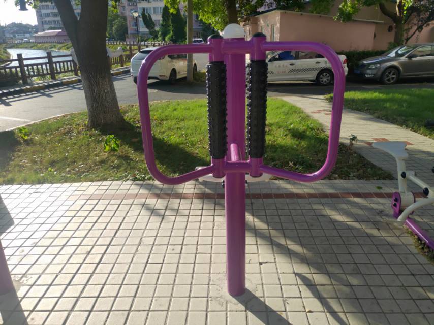 腰背按摩器
