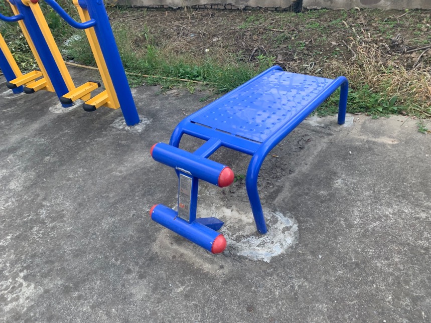 仰臥起坐板