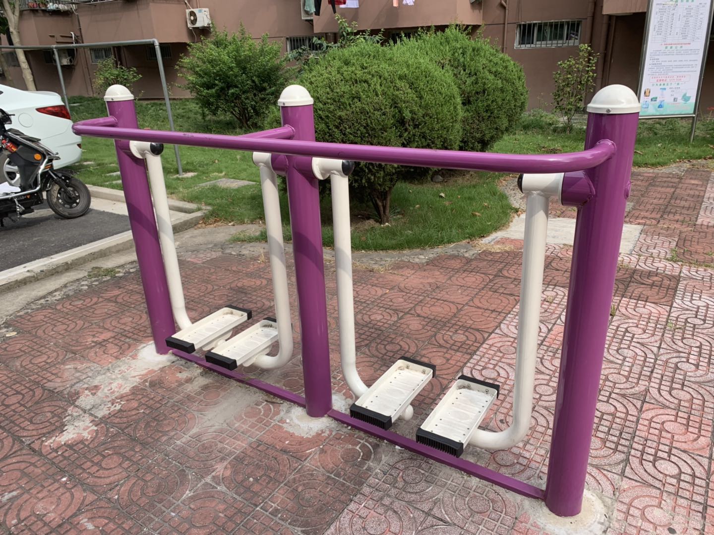 雙位漫步機
