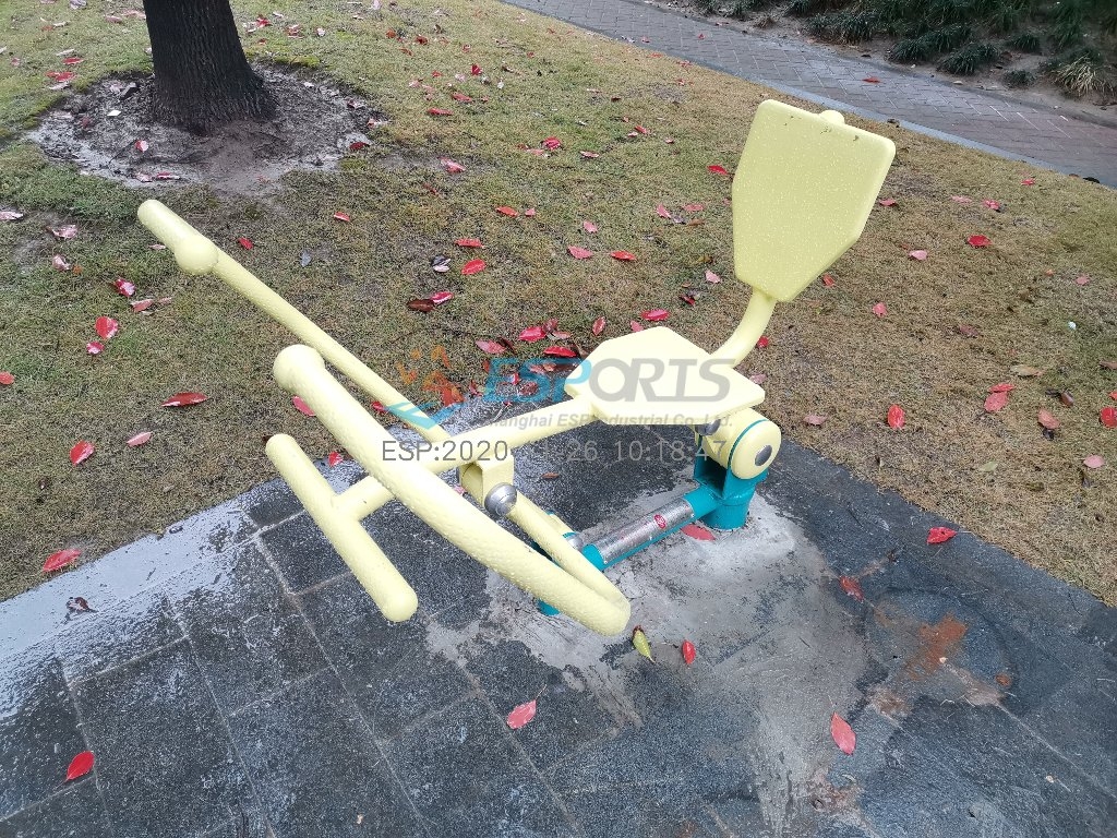 劃船器