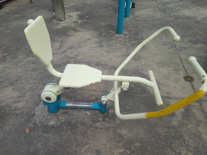 劃船器