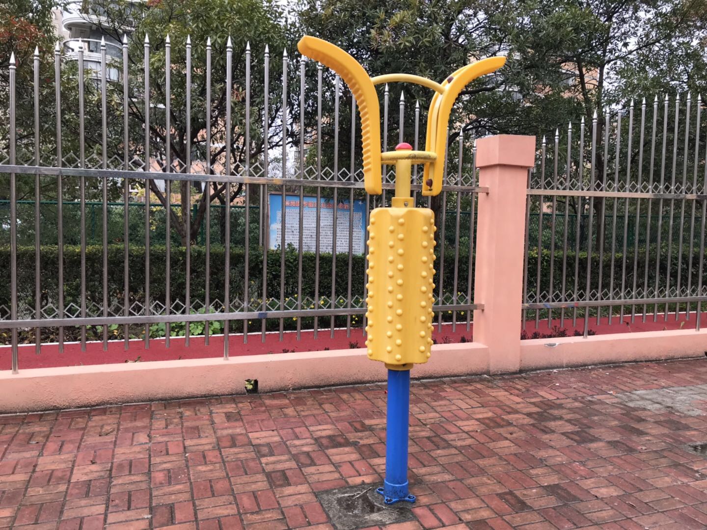 健身柱