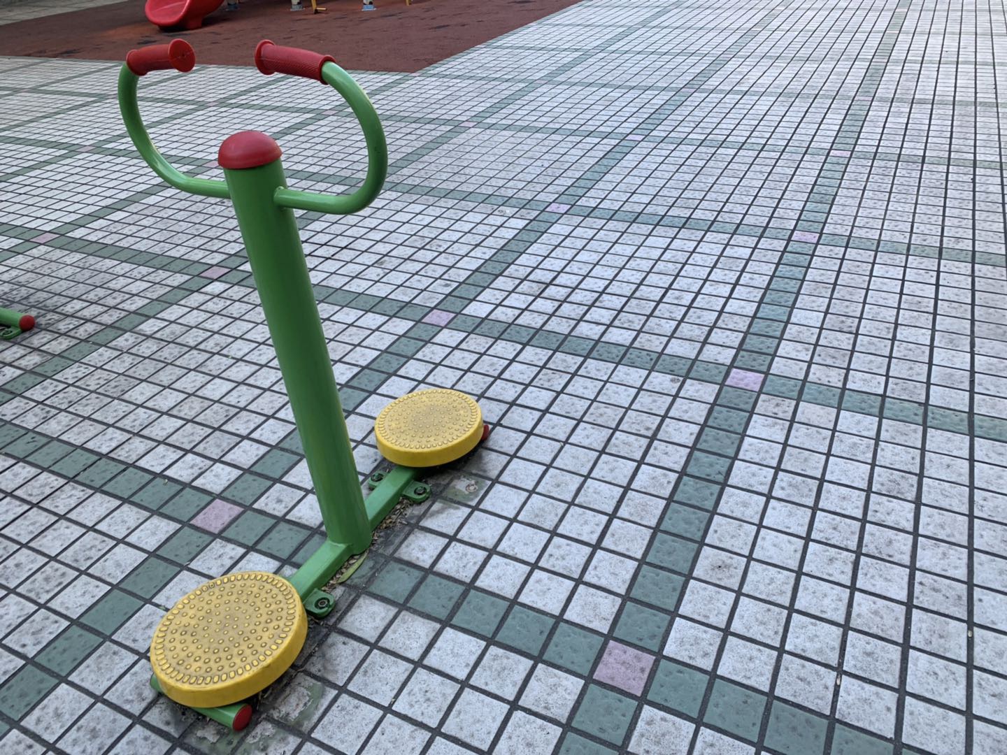 扭腰器